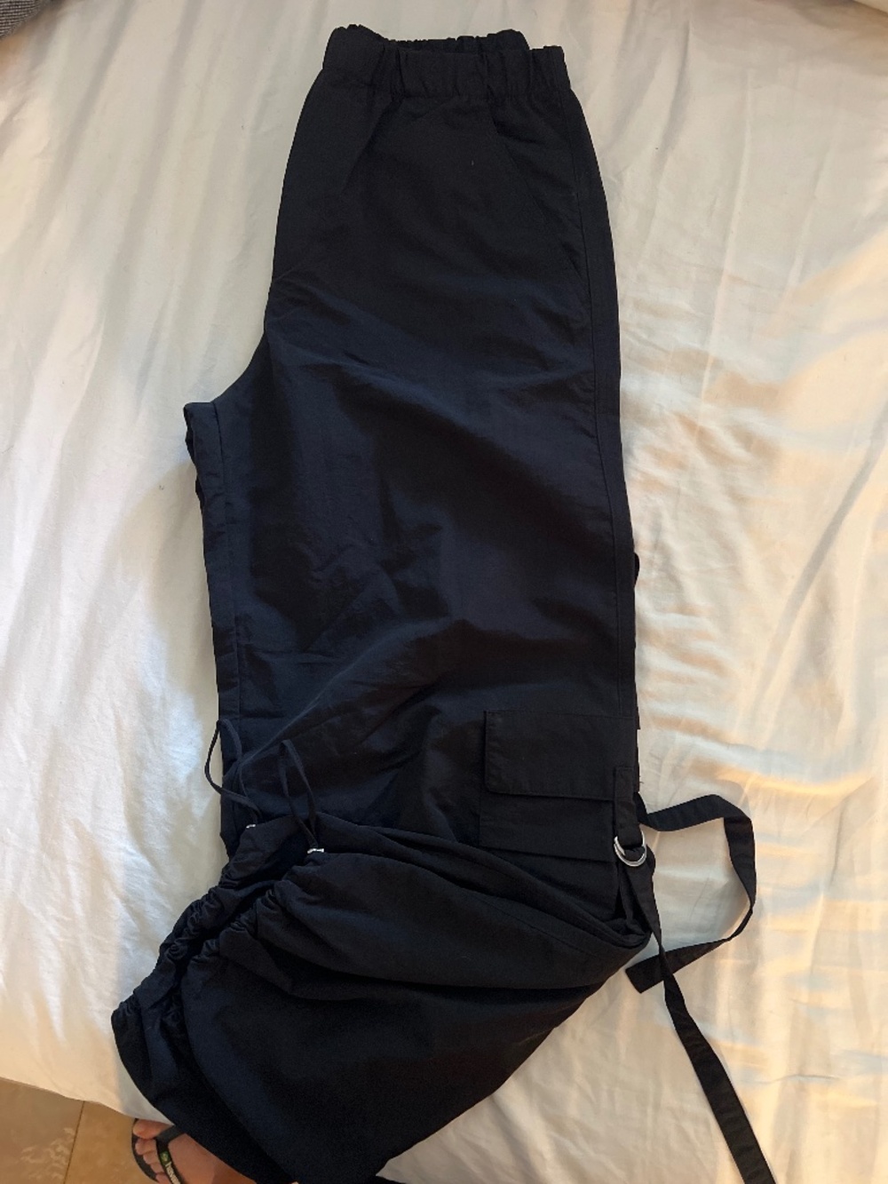 Super current Zara black nylon parachute cargo pants
